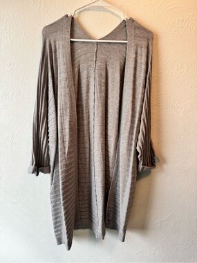 Women's Open-Front Light Gray Knit Cardigan